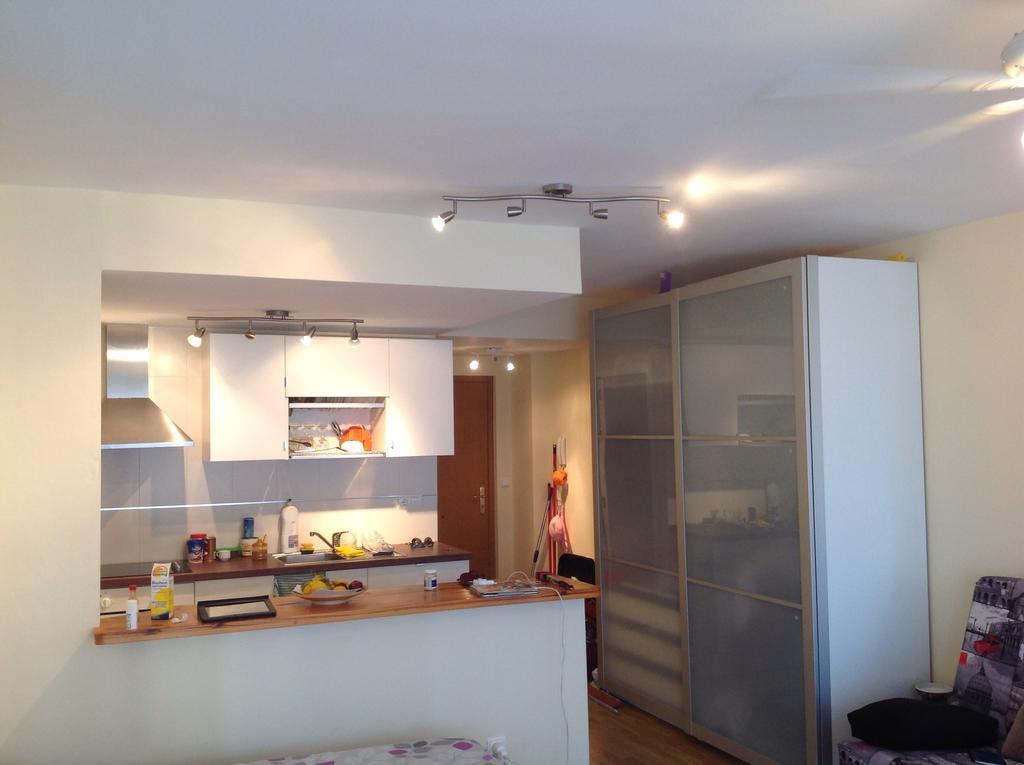 Edificio Aries Apartman Benidorm Szoba fotó