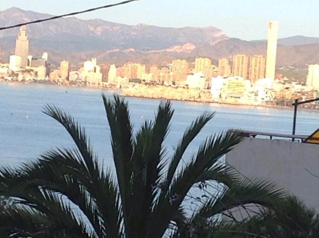 Edificio Aries Apartman Benidorm Szoba fotó